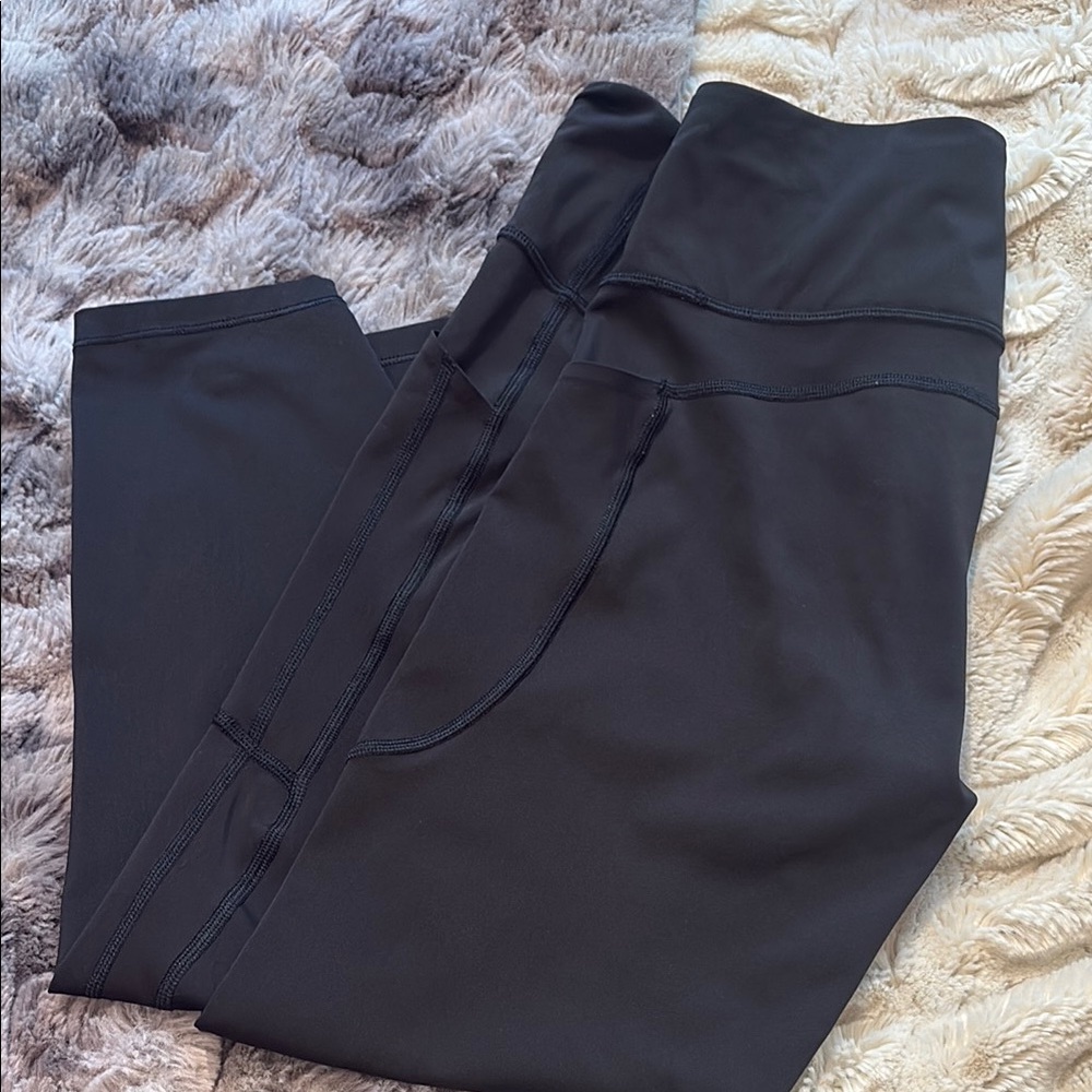 Athleta Ultimate Stash II 7/8 Black High-Waisted Leggings